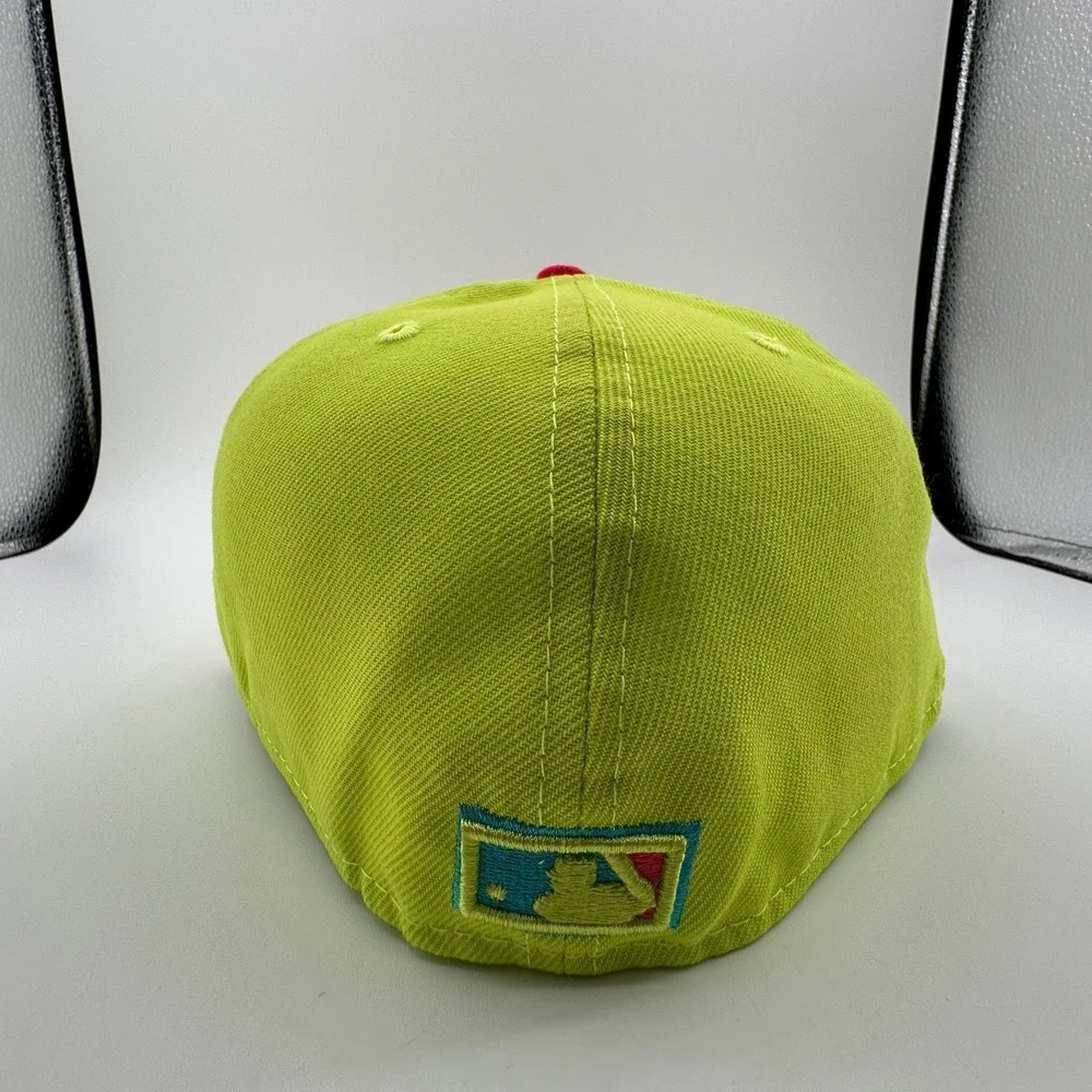 Los Angeles Dodgers Cyber Highlighter Fitted Hat Sz 7 5/8 New Era 59FIFTY Green